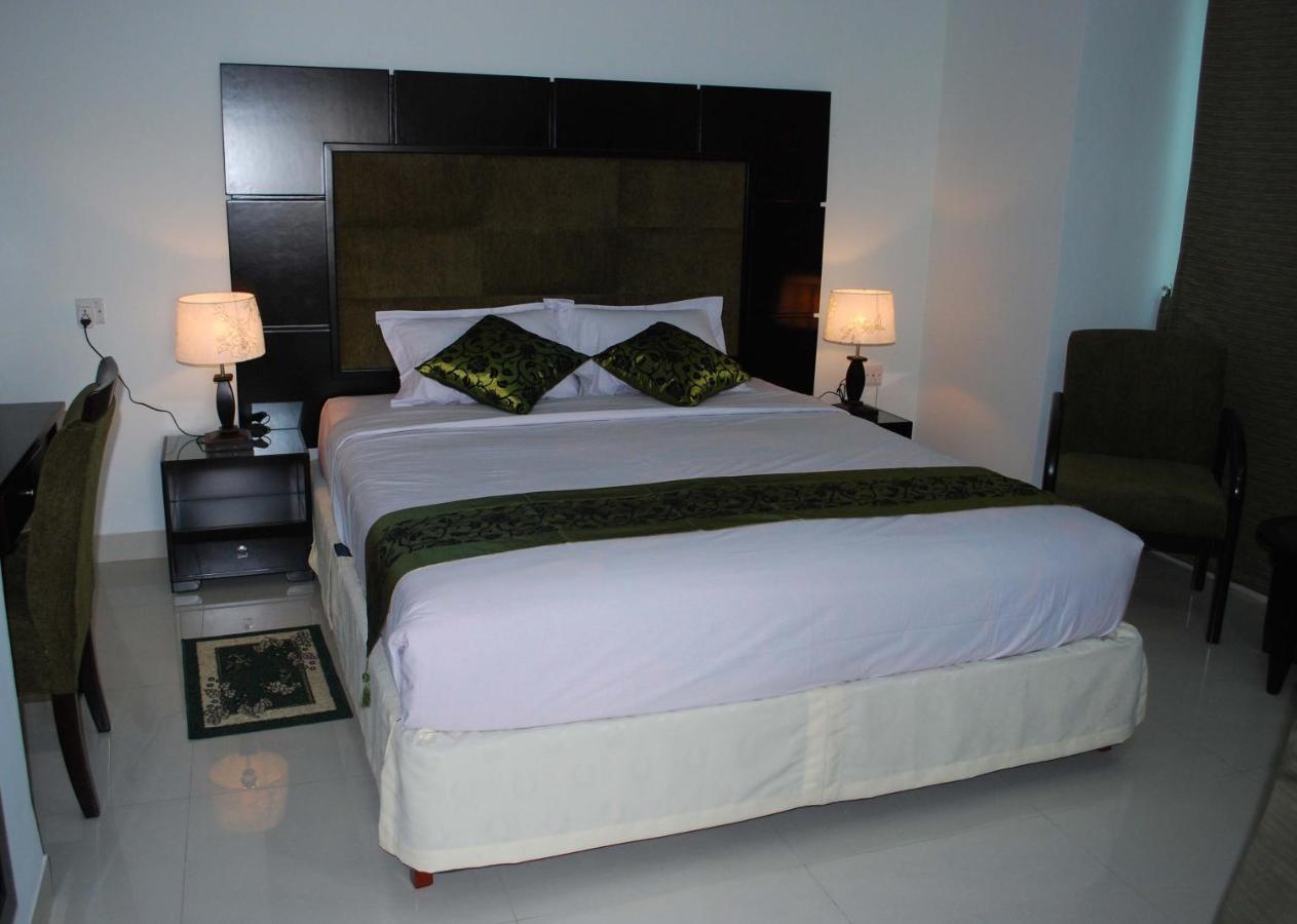 Orchid Business Hotel Chittagong Exterior foto